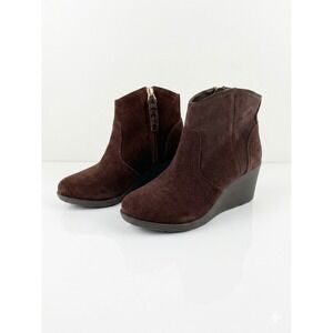 Crocs Leigh Ankle Wedge Bootie Brown Suede Side Zip Boots 203418 Womens 6